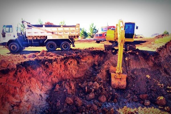 Portfólio Kochinski Terraplenagem em Curitiba, Escavação em Curitiba, Compactação de Solo em Curitiba, Ampliações em Curitiba, Fundação em Curitiba, Acabamentos em Curitiba, Limpeza de Terreno em Curitiba