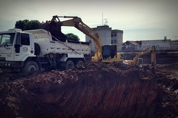 Portfólio Kochinski Terraplenagem em Curitiba, Escavação em Curitiba, Compactação de Solo em Curitiba, Ampliações em Curitiba, Fundação em Curitiba, Acabamentos em Curitiba, Limpeza de Terreno em Curitiba